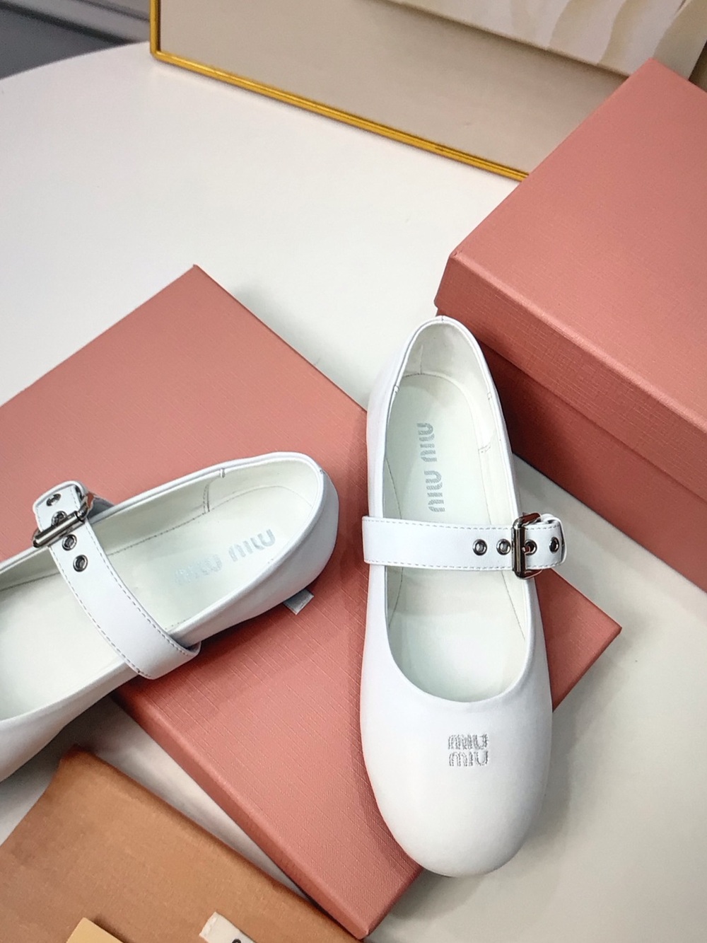 Miu Miu White Leather Mary Jane Shoes with Silver Buckles - Picture 7 of 9